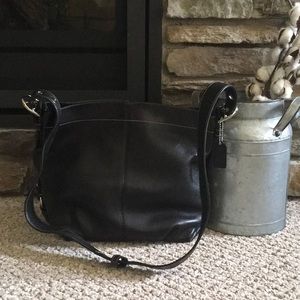 Coach leather cross body / shoulder bag purse